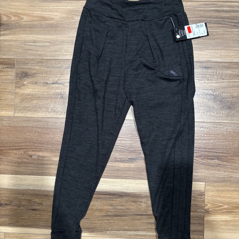 GIRLS 3S CUFFED JOGGER SIZE MEDIUM